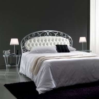 Acanto Bed