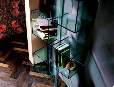 The rack on a steel frame with shelves made of glass, Prealpi