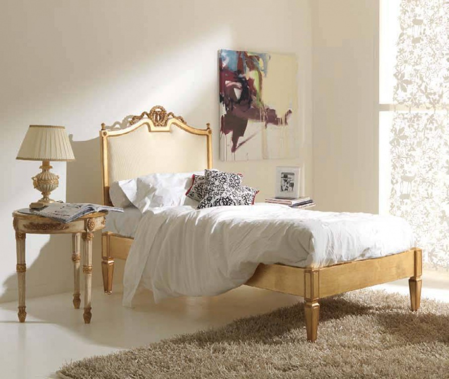 Bed with carved headboard, Silvano Grifoni