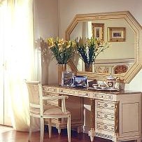 Dressing table