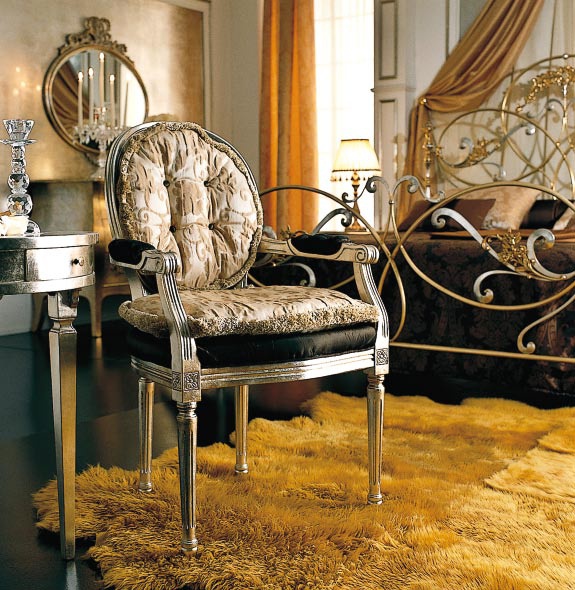 Chair with armrests, Vittoria Orlandi