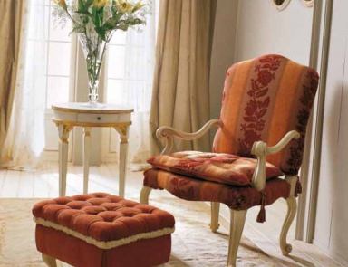 Armchair with Ottoman leg, Vittoria Orlandi