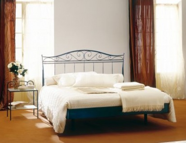 Double bed on a metal frame Bramante, Bontempi Casa