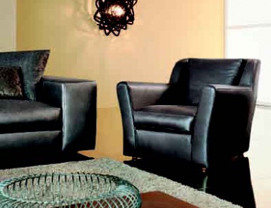 Chair with armrests, Valmori