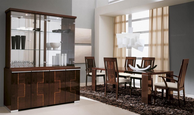 Pisa dining room set for