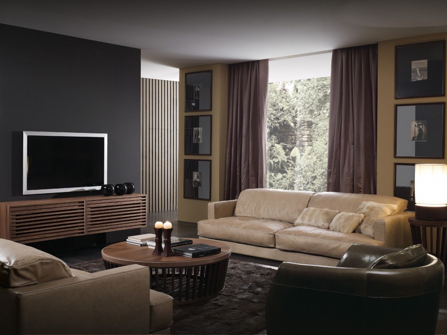 The four-seater sofa upholstered in natural leather Pacha, Ulivi