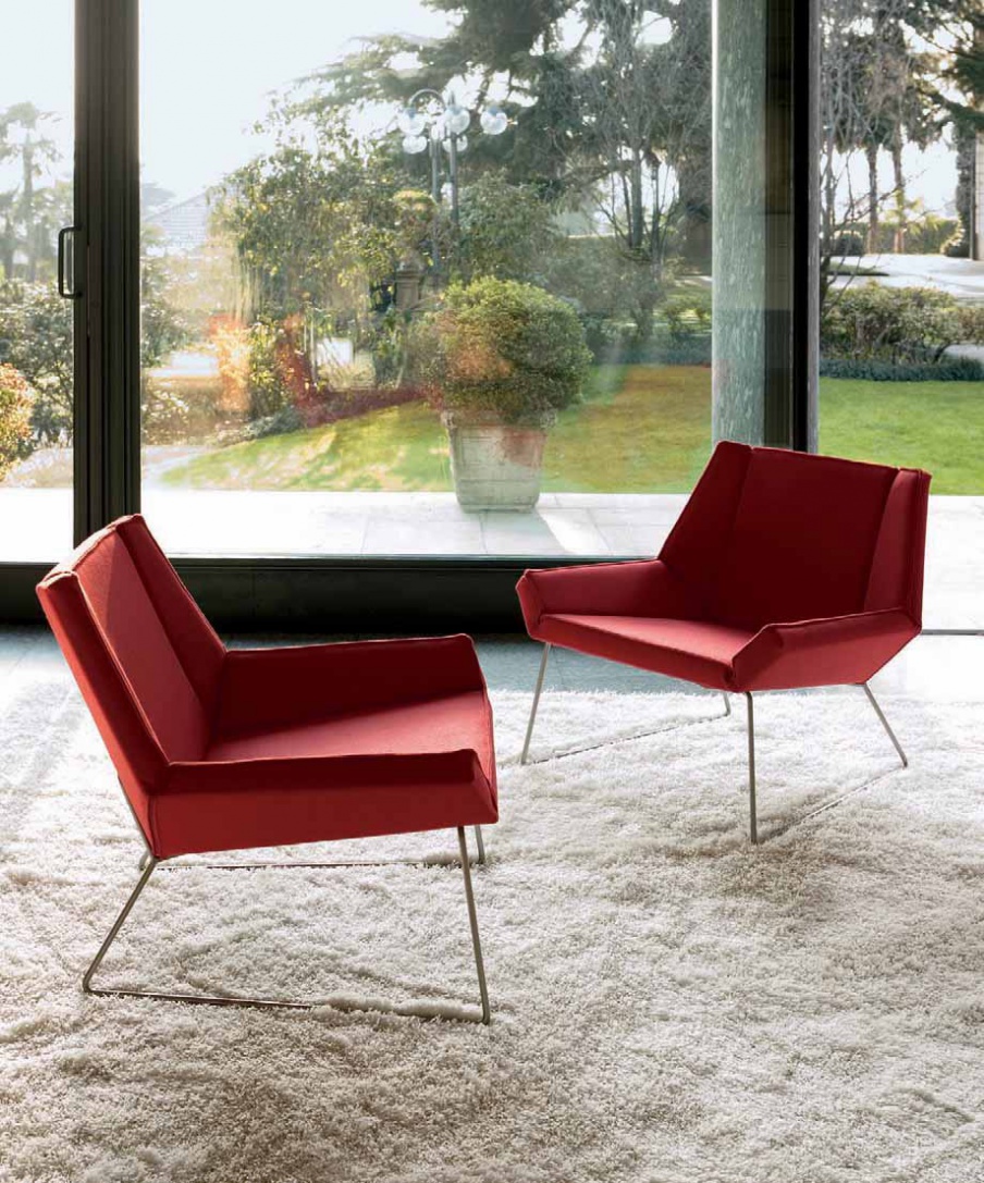 Chair with metal legs, Fold - Swan