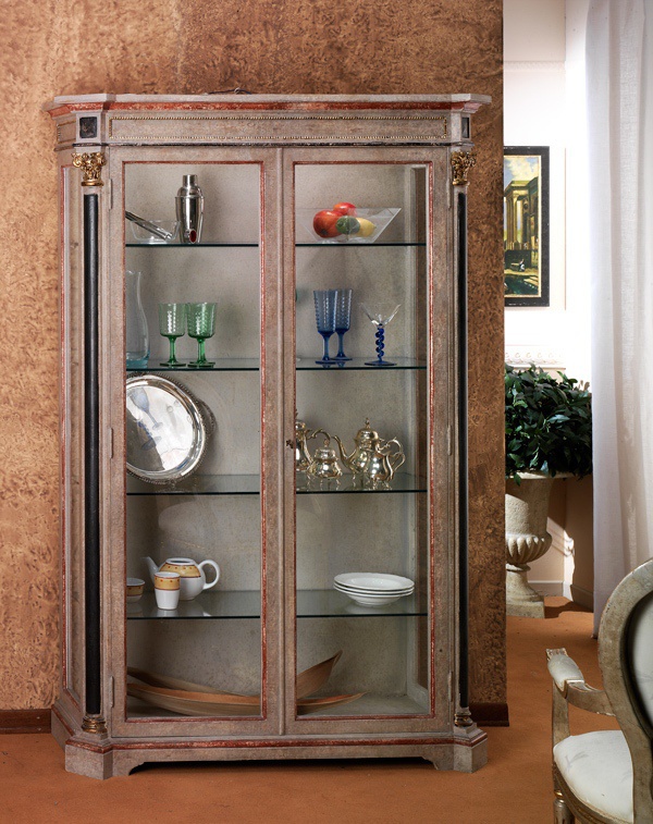 Showcase with glazed doors, Calamandrei & Chianini