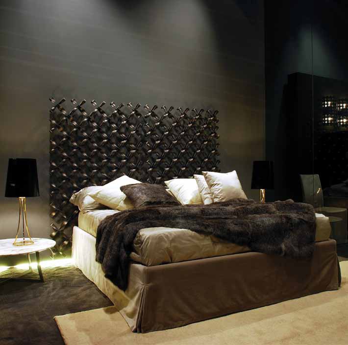 Bed with high headboard, Ciacci