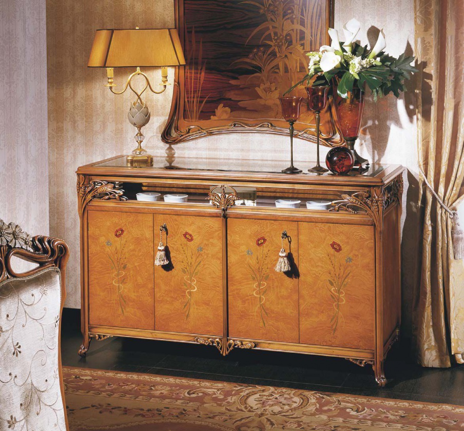 Chest Spiga, C. L. Italia