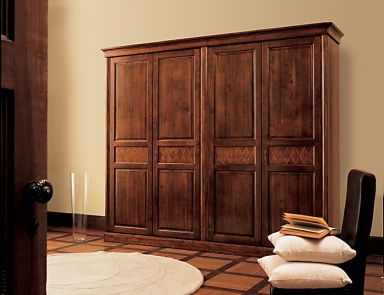 Wardrobe three, Cantiero