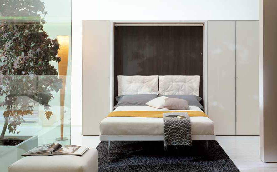 The transformer bed, Clei