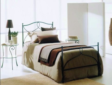 Single bed on a metal frame with footboard Milvia/S, Bontempi Casa