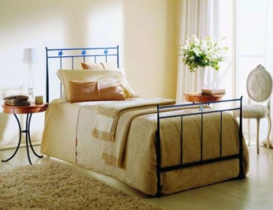 Single bed on a metal frame with footboard Stella/S, Bontempi Casa