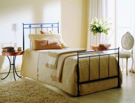 Single bed on a metal frame with footboard Stella/S, Bontempi Casa