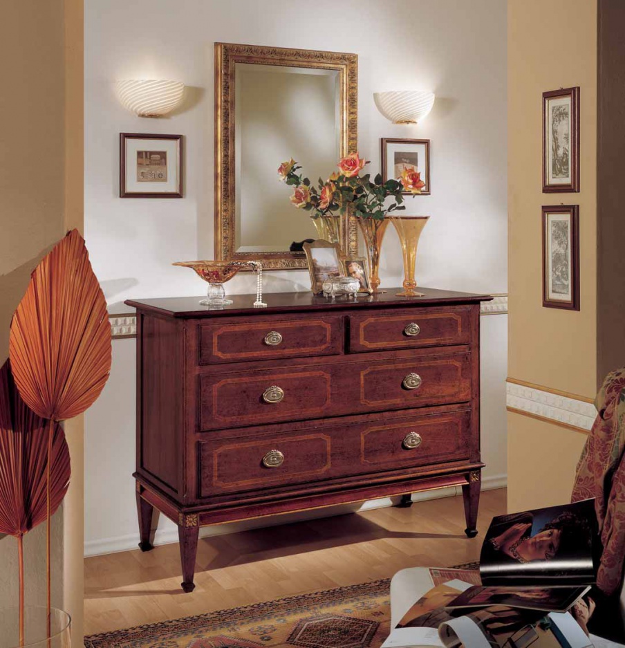 A chest of drawers on high legs, Corso