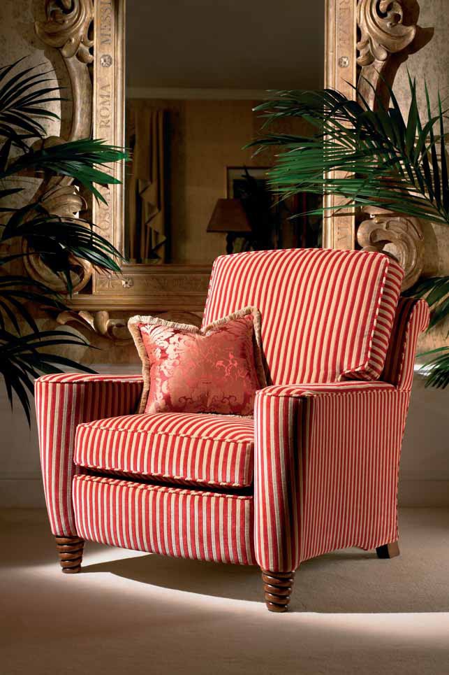 Armchair in classic style, Duresta 