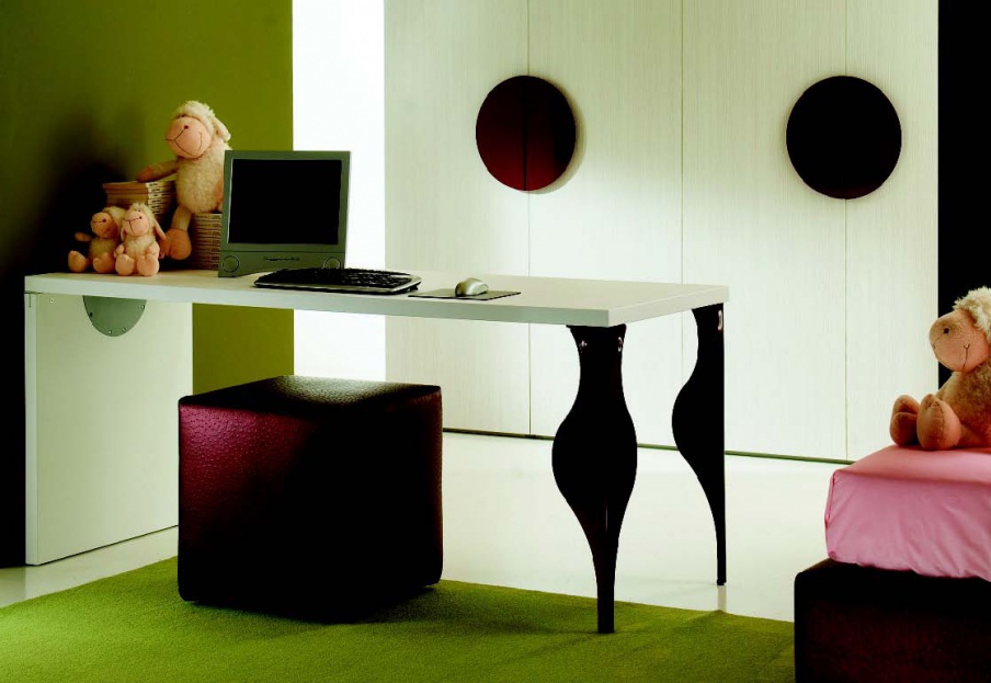 Computer Desk, Di Liddo & Perego