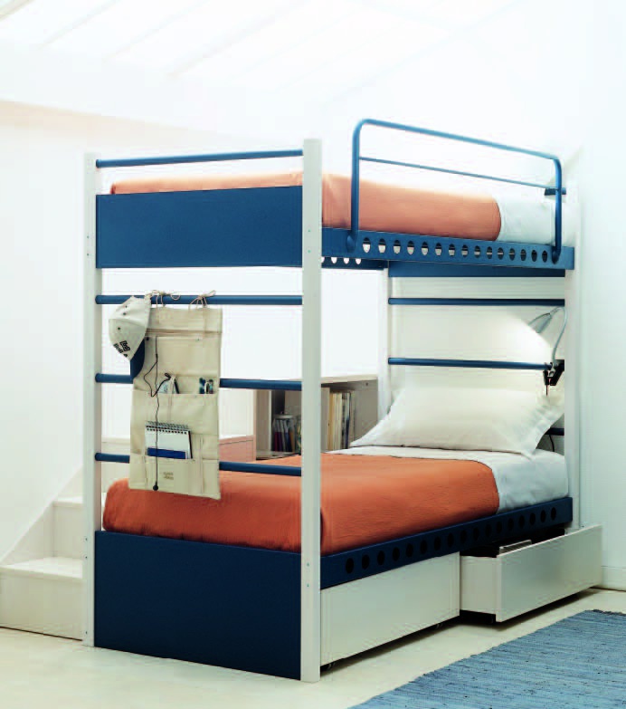 Bed with drawers, Di Liddo & Perego