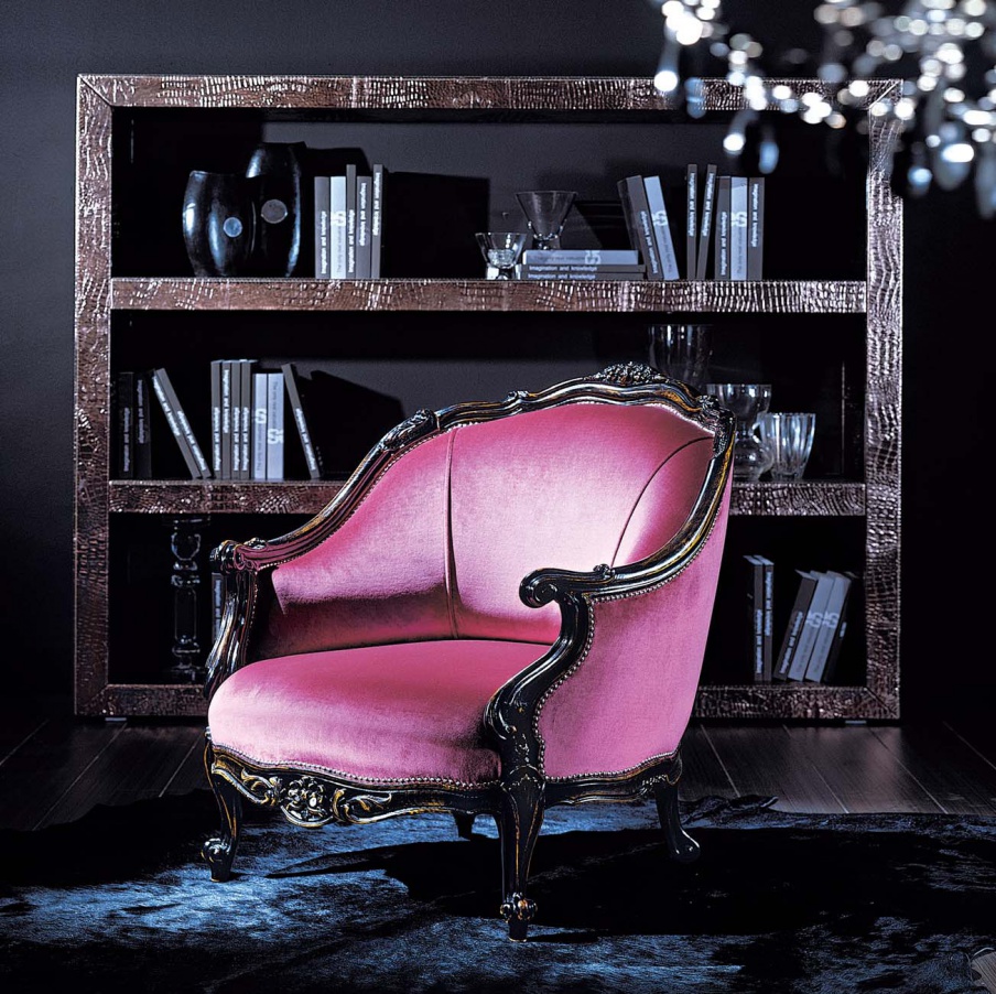 The Olimpia Chair, Formerin