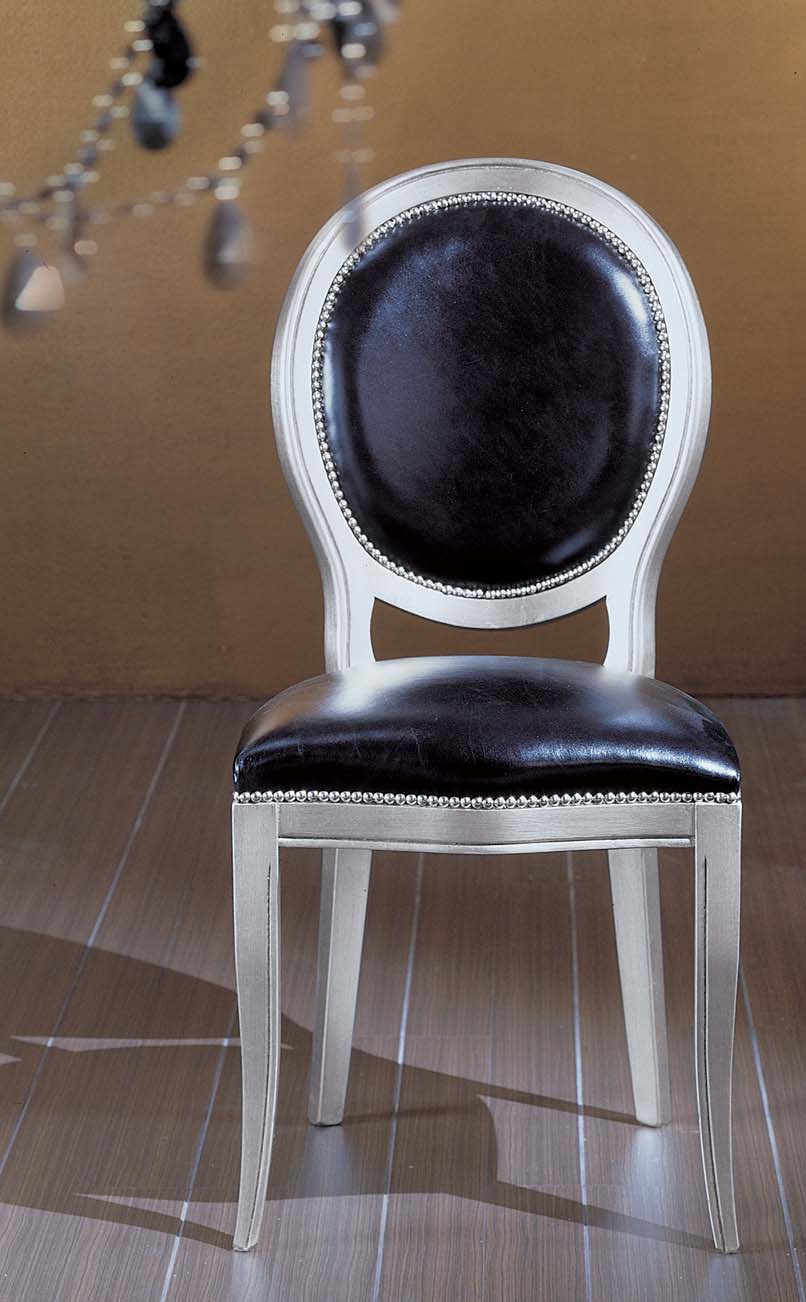 Chair Ophelia, Formerin