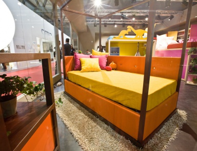 Single bed, Dear Kids