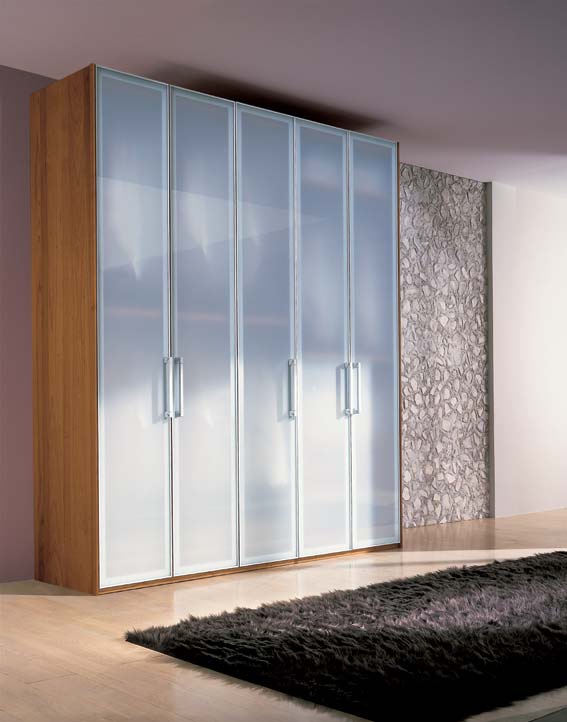Wardrobe, Favero