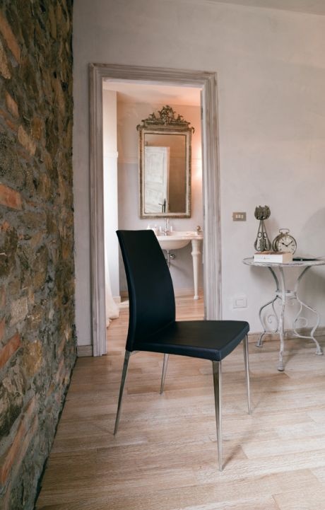 Chair with steel frame upholstered in fabric or leather Miss, Bontempi Casa