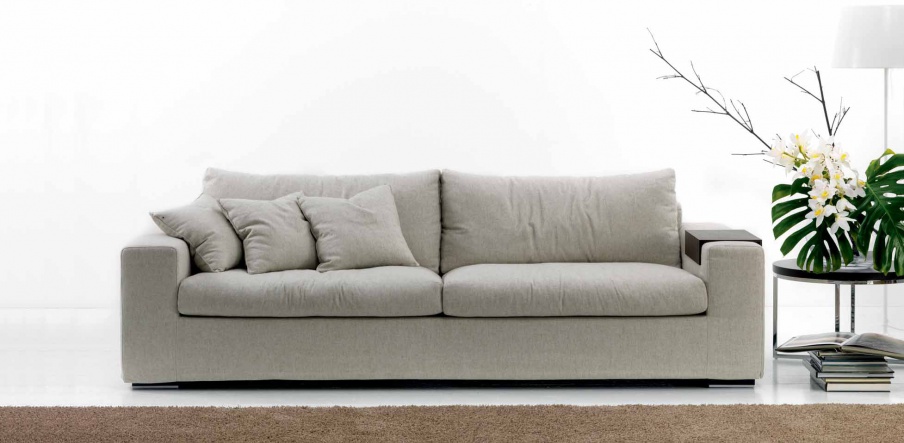 Two-seater sofa, Giulio Marelli