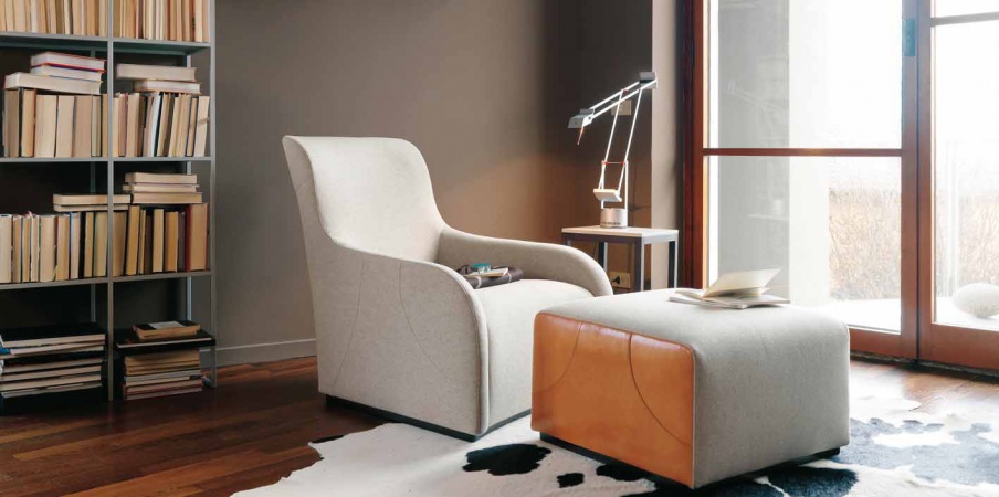 Armchair with Ottoman leg, Giulio Marelli