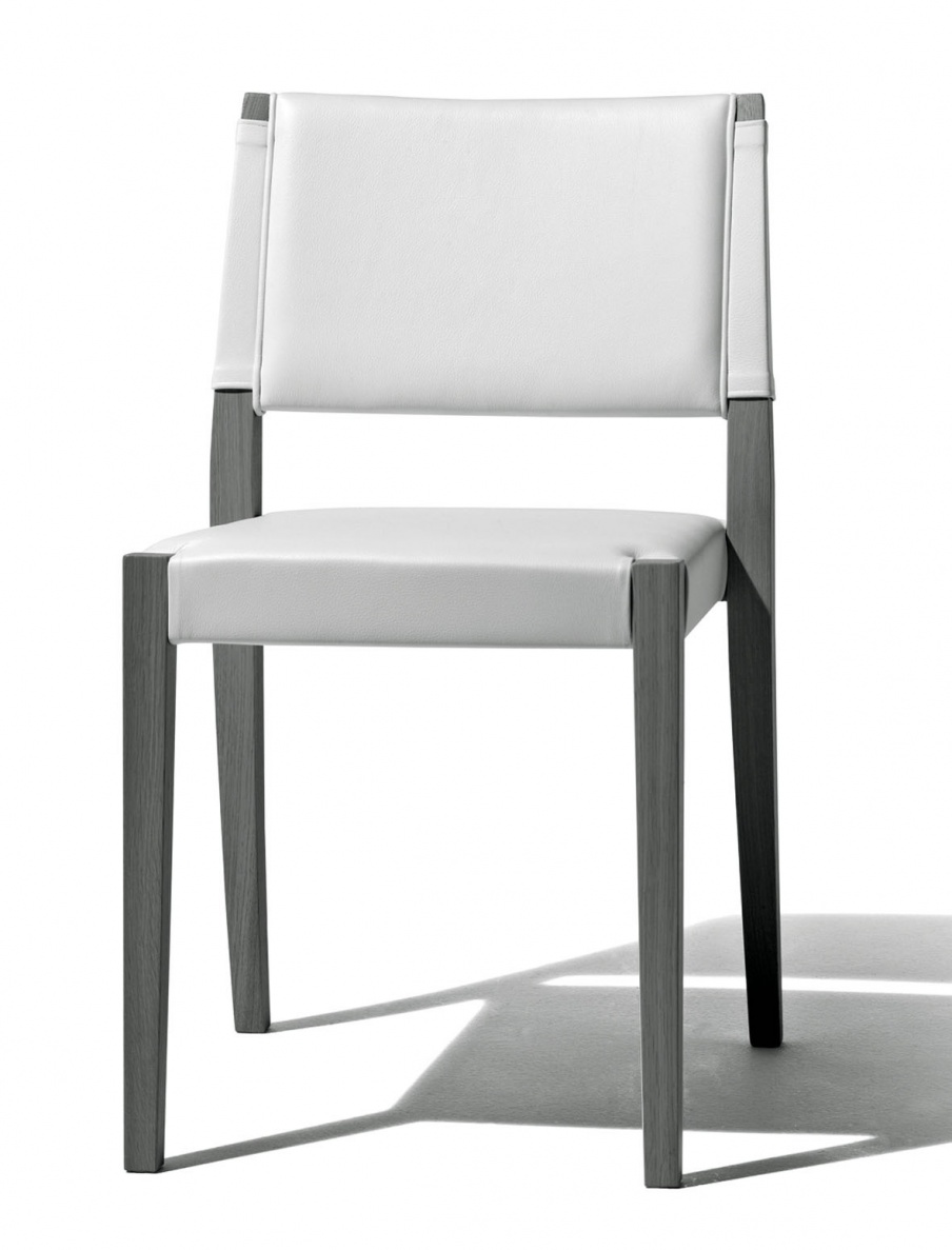 Chair with high back, Accademia