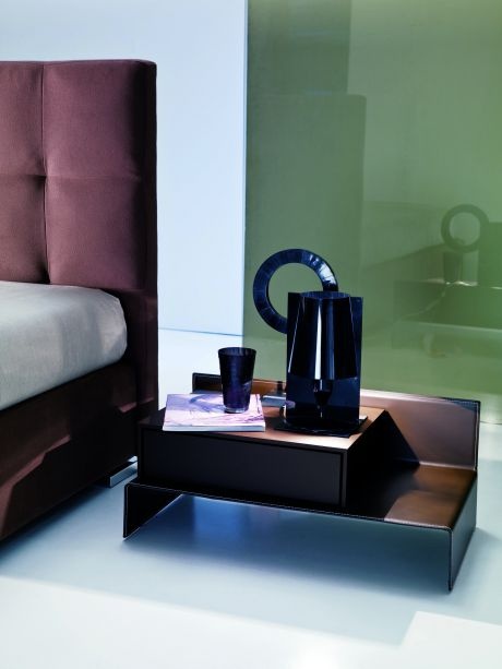 Bedside table made of metal with wood finish and leather Bridge, Annibale Colombo