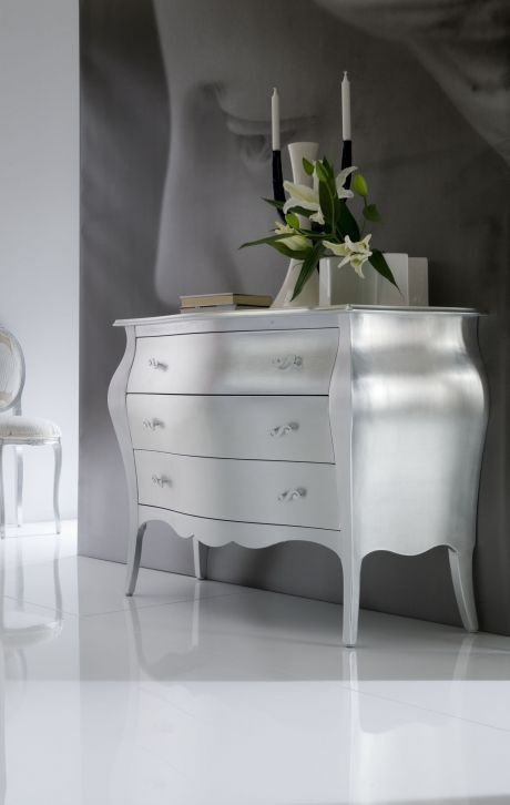 A chest of drawers made of natural wood Iago, Bontempi Casa