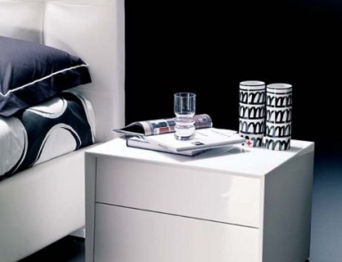 Bedside table in lacquered wood Isacco, Bontempi Casa