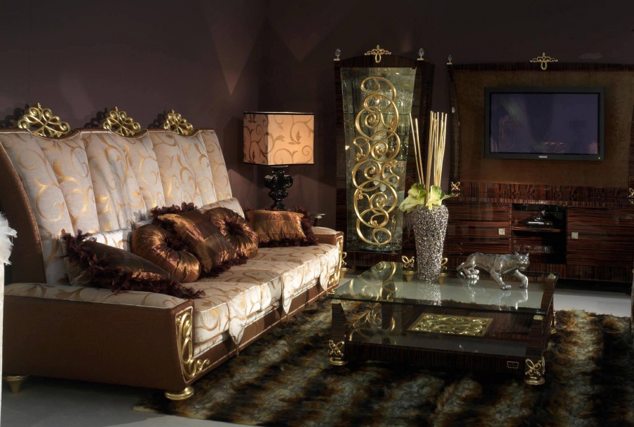 Three seater sofa, Lanpas