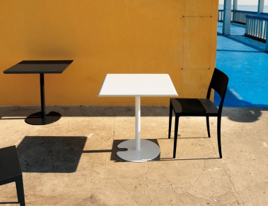 Chair with high back, Accademia