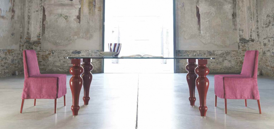 Dining room (dining set), its linfa