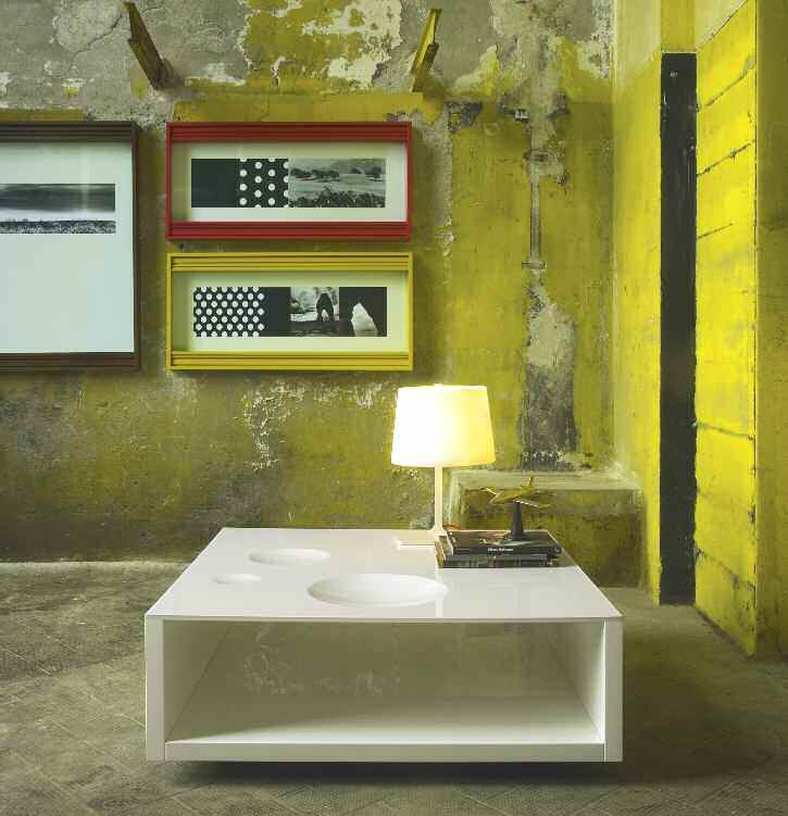 Coffee table, its linfa