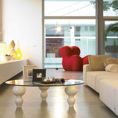 Magazine/coffee table