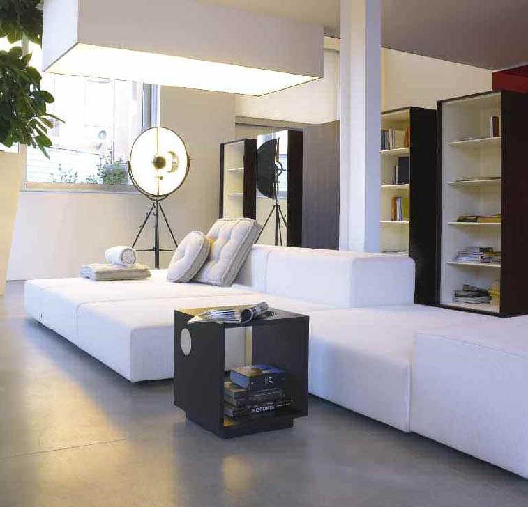 Living room (sofa set) to its linfa