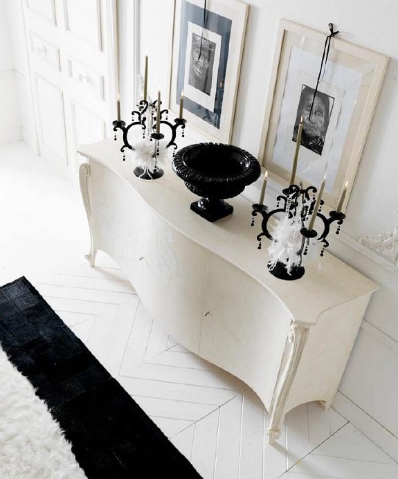 A Snack Bar, Avenanti