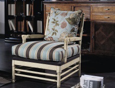 Chair with armrests, Decora