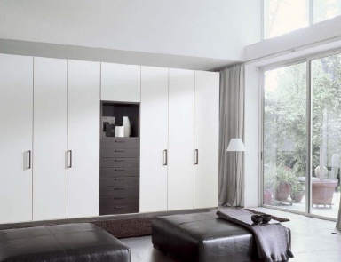 The armadi wardrobe laccati, Line Gianser