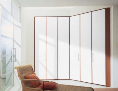 The armadi wardrobe laccati, Line Gianser