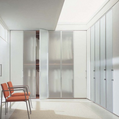 The armadi wardrobe vetri