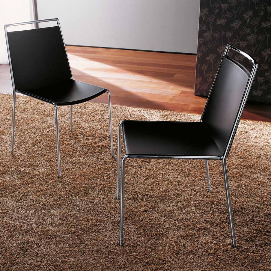 Chair on a metal frame, Midj