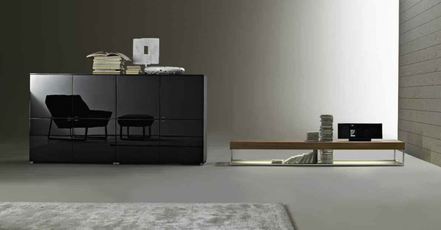 Wardrobe Pass, Molteni