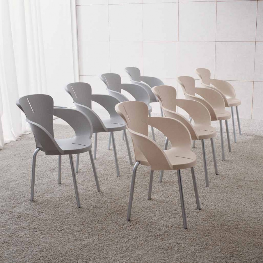 Chair on a metal frame, Midj