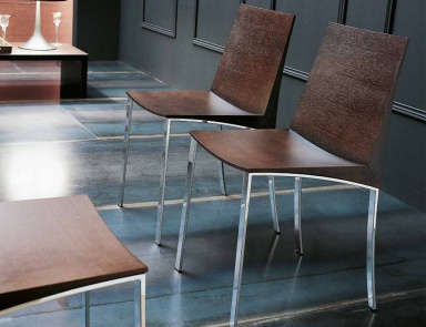 Chair on a metal frame, Midj