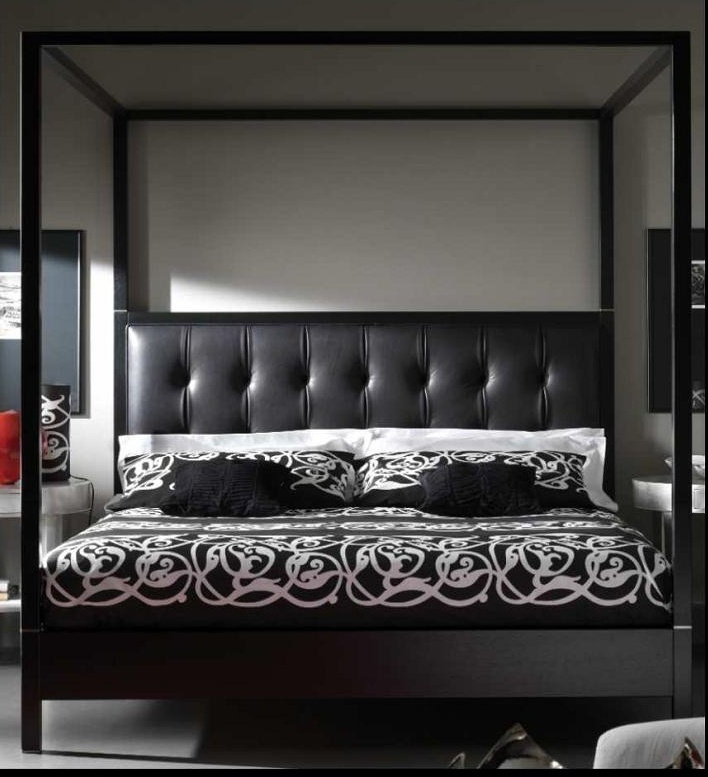 Double bed, L'origine